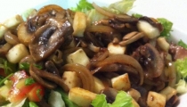 سلطة الفطر والحلومي