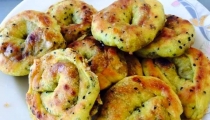 كعك الاصفر بالقزحه