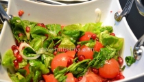 سلطة الخس والبندورة