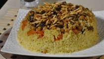 مقلوبة بالمكسرات