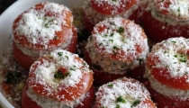 بندورة مشوية بالجبنة