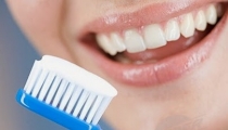 هام لكل أم :كيفية الاعتناء بأسنان الجنين في فترة الحمل! 
