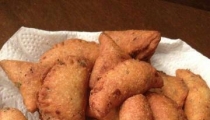 معجنات بالجبنة والزعتر