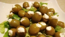 زيتون بحشوة الجبنة