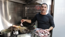الشيف بلال جارحي وسر نكهة صيادية السمك