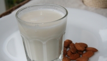 فوائد حليب اللوز ١١ فائدة هامة لجسمك