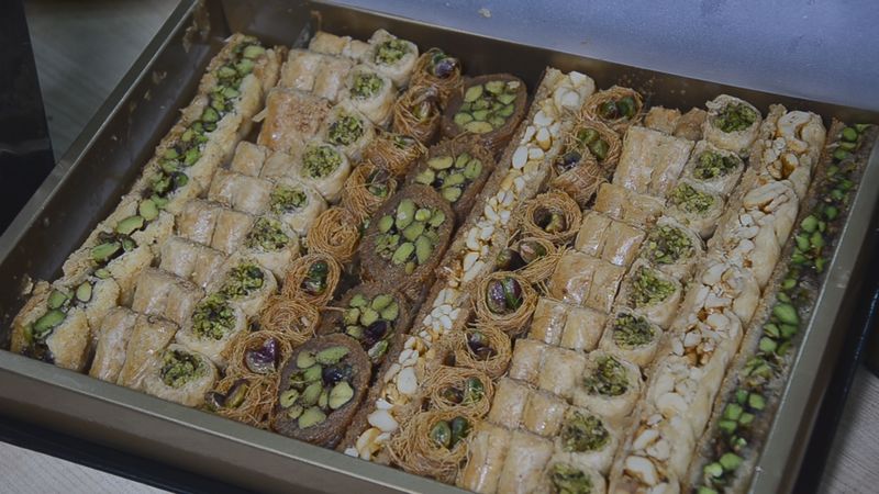 حلويات السرايا يركا لأصحاب المذاق الرفيع