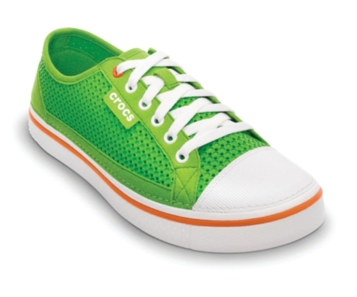 تصاميم وموديلات جديدة من crocs من مجموعة ربيع صيف 2013
